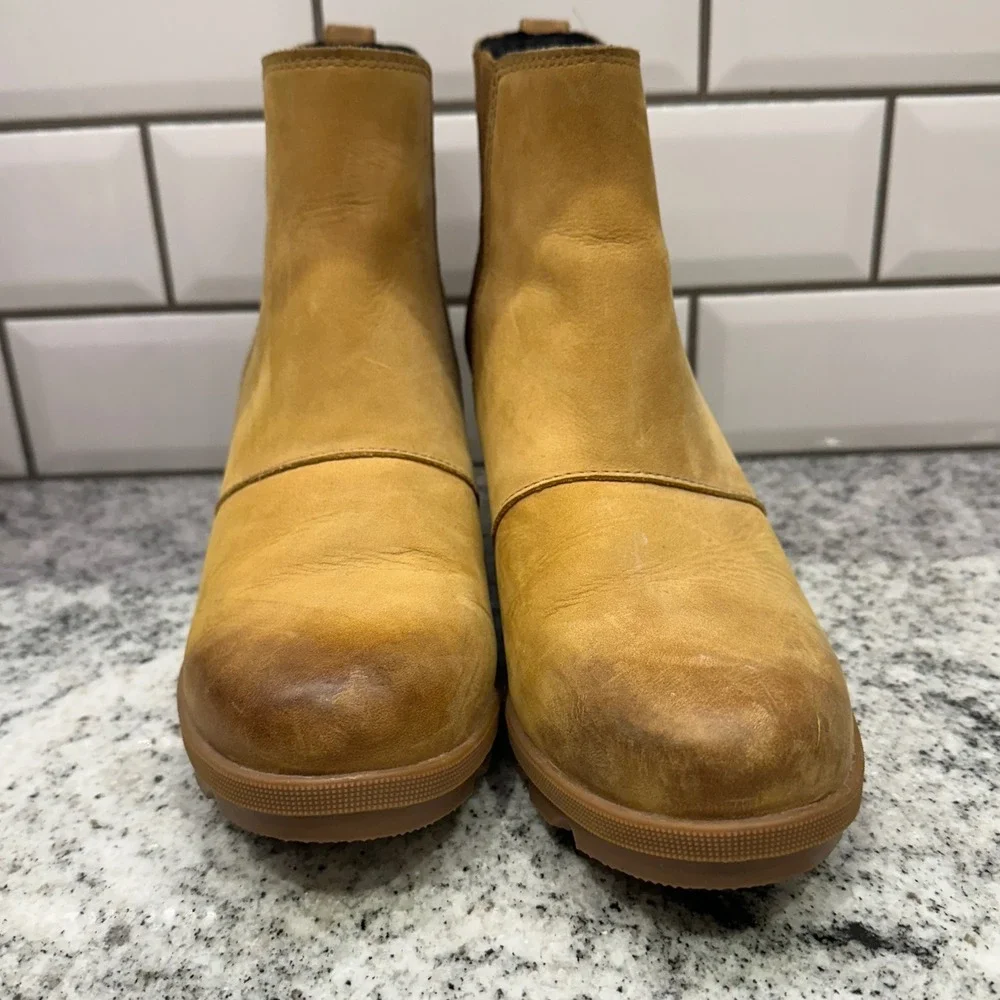 Sorel Womens 8.5 Joan of Arctic Wedge‎ II Chelsea Boots Camel Leather Waterproof